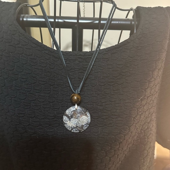 Round Black Coral Fossil Jade Pendant Necklace - Picture 11 of 11